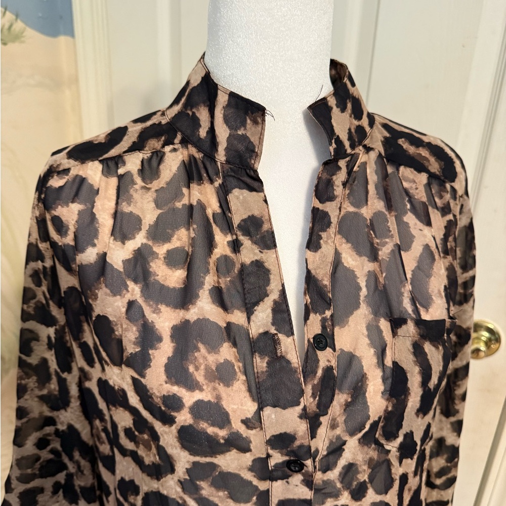 Women’s leopard print sheer blouse - Picture 4 of 6